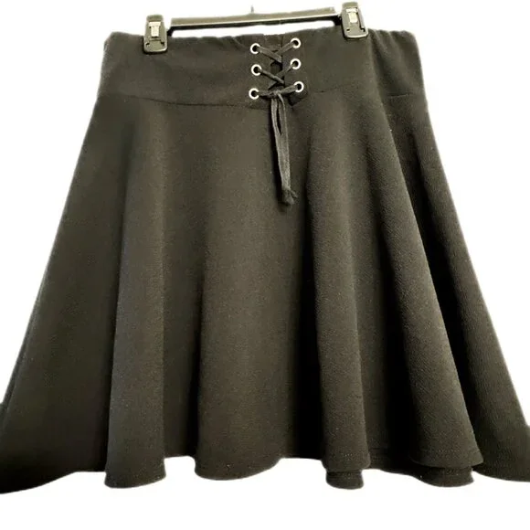 🔥 FLASH SALE Midnight Hour Black Lace-Up Skater Skirt A-Line Mini Skirt Size L - Picture 2 of 4